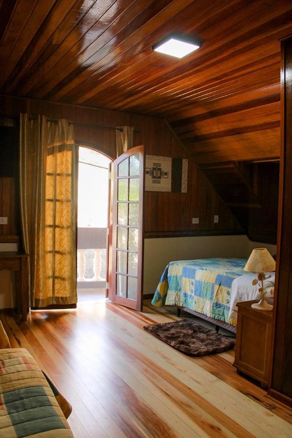 Pousada Villa Paty - Campos Do Jordao Bagian luar foto